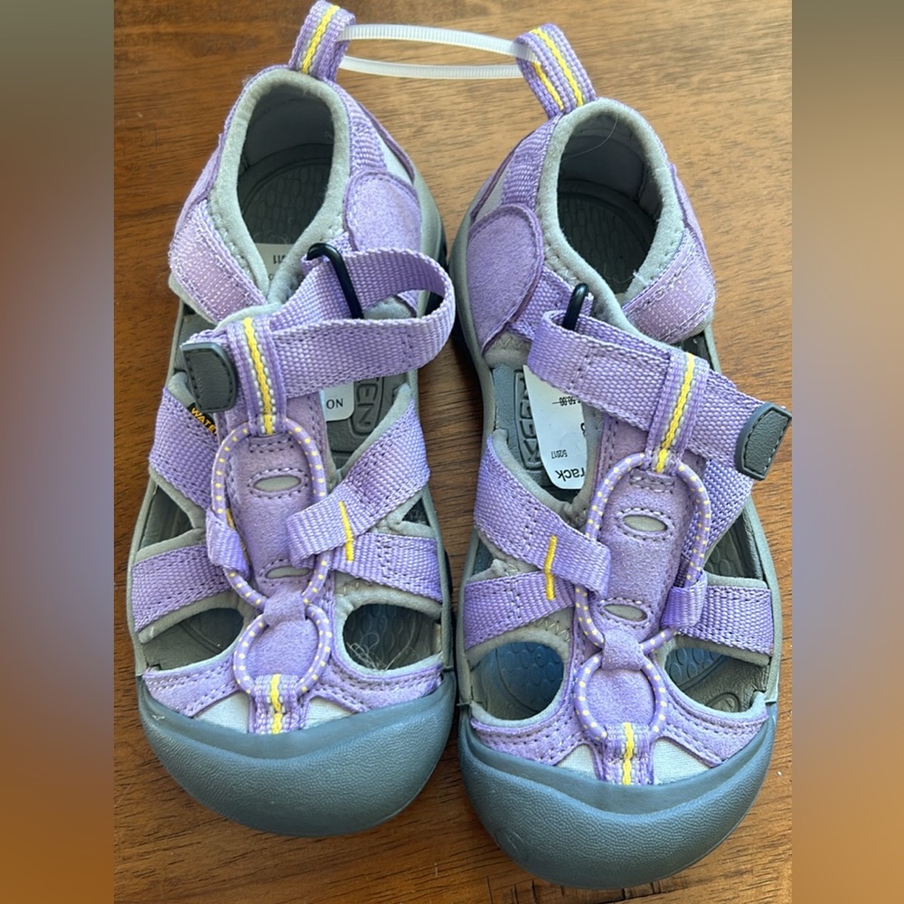 Brand NEW Purple Keens